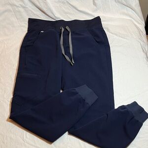 Figs Woman’s Dark Blue Jogger scrub pants with Gray Drawstring, size small